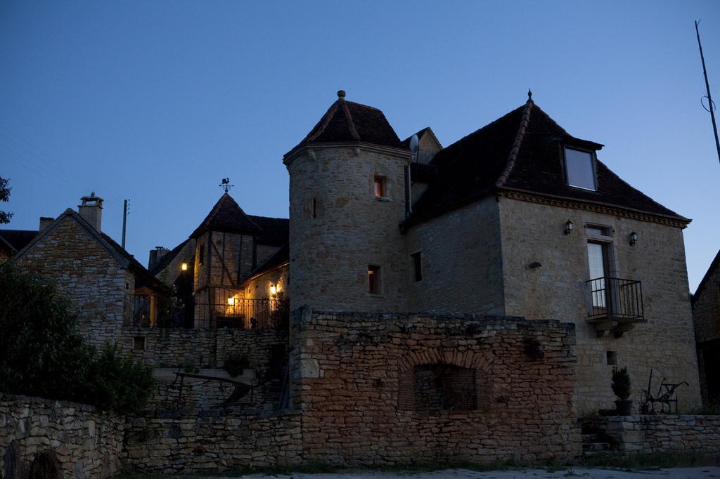 Gites des 3 Vallées Salignac Eyvigues Exterior foto